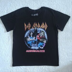 Goodie Two✌️ Sleeves Def🙉 Leppard🐆 "Adrenalize" Graphic Tee👕